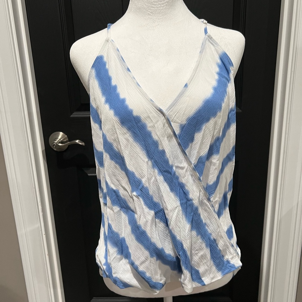 Market & Spruce cross over tank